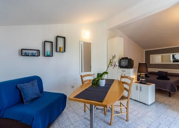 Maja 1511 Apartman *